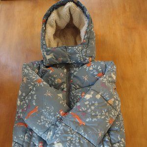 Mini Boden Woodland lined Puffer Coat with detachable hood.